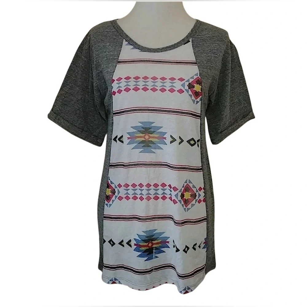 Freeloader Tunic Tee Southwest Aztec Gray White Modcloth Raglan Sleeve Small NEW
